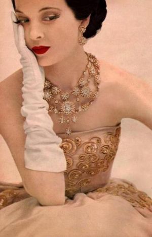 luscious glamarama vintage evening dress gloves and jewels.jpg